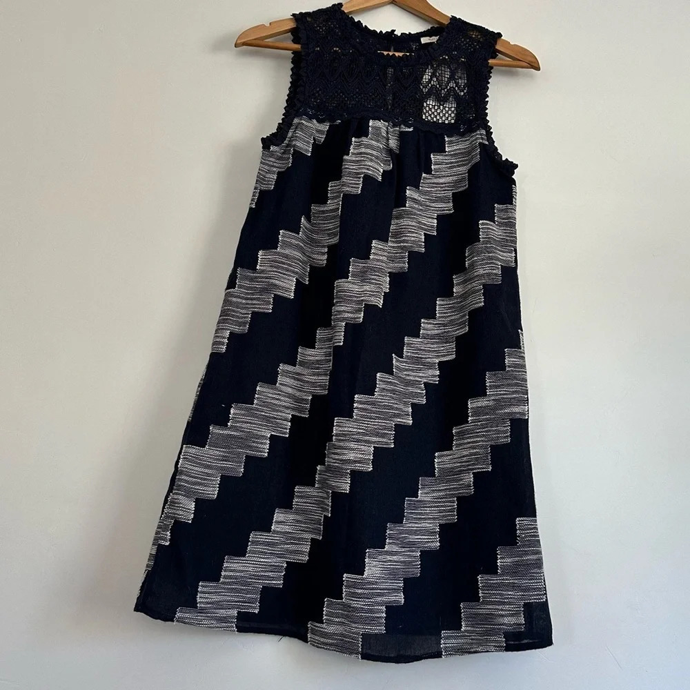 {Skies Are Blue} NWT Cotton blend dress Size: XS